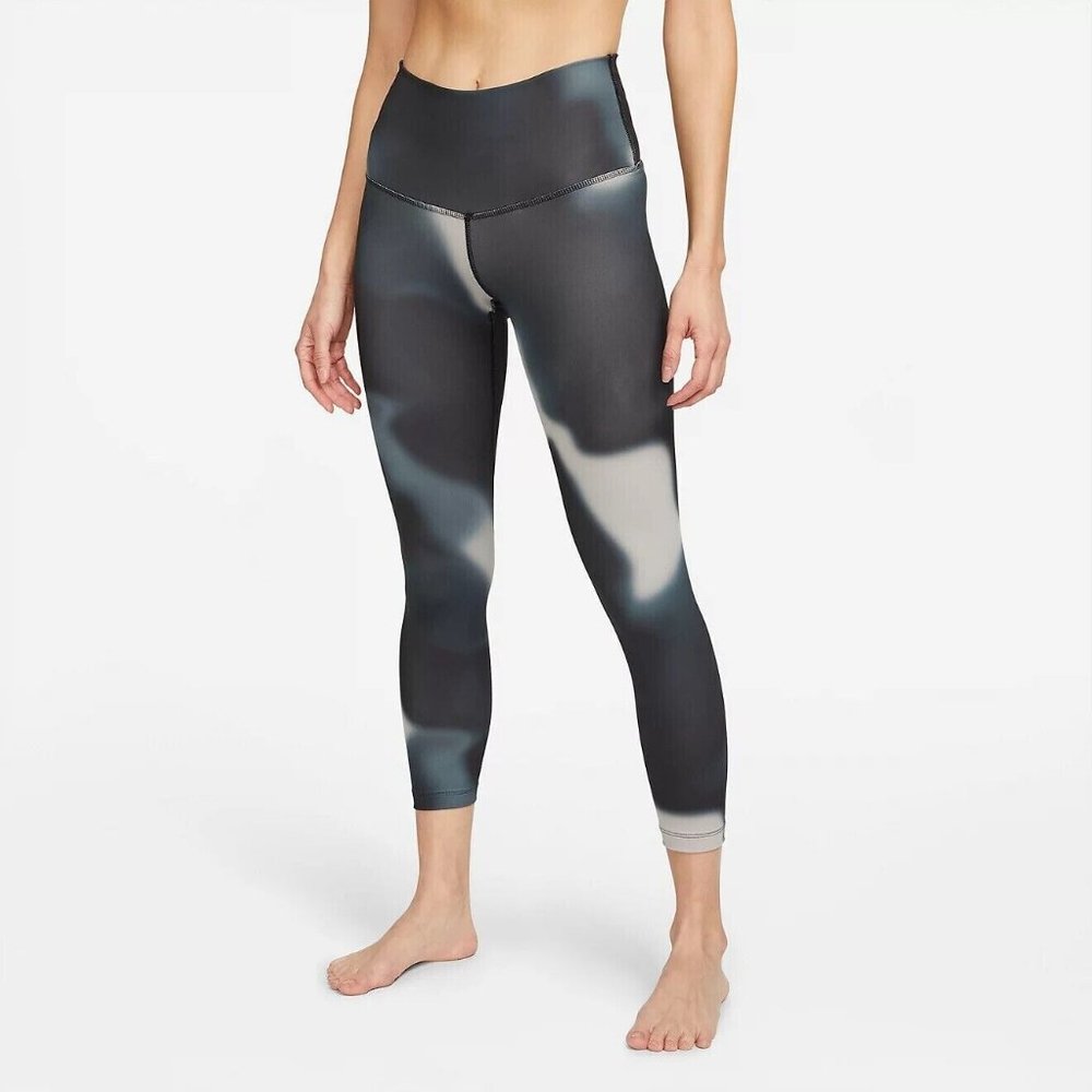 Nike Yoga High-Waisted 7/8 Gradient-Dye Leggings Woman's Size xs $70 DM7015-070